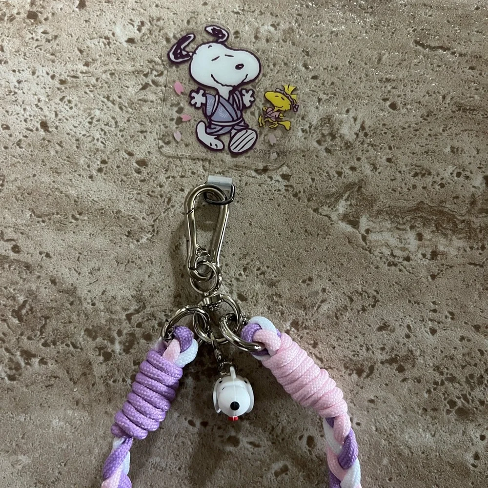 Peanuts Snoopy Phone Lanyard